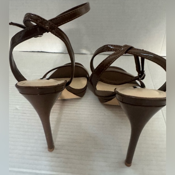 NEW Nine West Loola Women's Ankle Strap Heels Brown Sandals size 9.5 - Picture 5 of 8